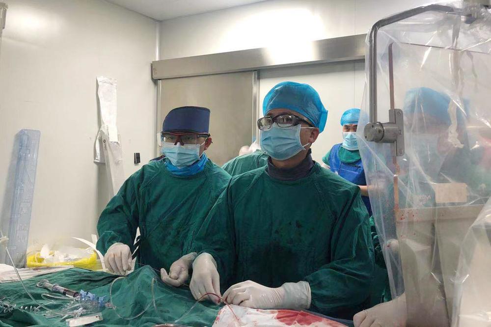 华西广安医院成功开展川东首例经导管主动脉瓣置换术