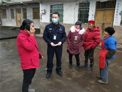 失联20年，岳池公安助云南小伙找到亲人