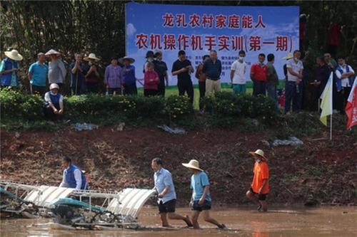 科技兴农 犍为注入乡村振兴新动能