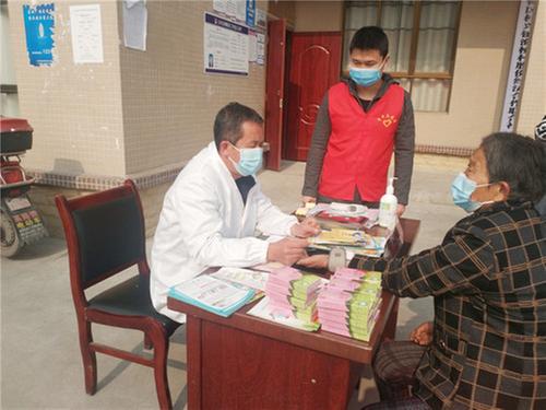 前锋区科协开展“科技之春”科普月宣传活动