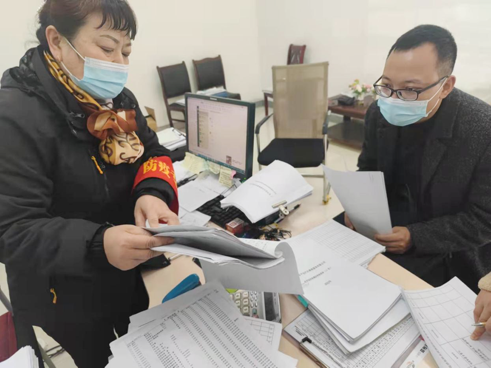 护安镇开展“两会”期间安全生产及疫情防控检查工作