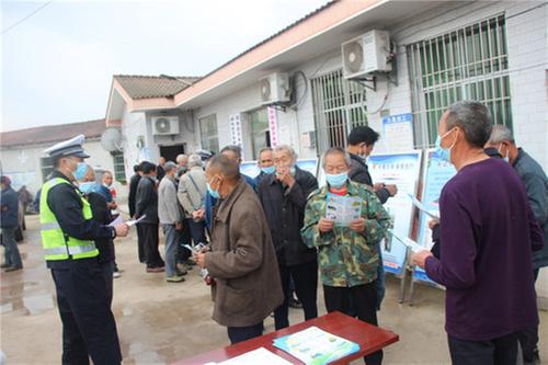 邻水县：交通安全宣传进农村