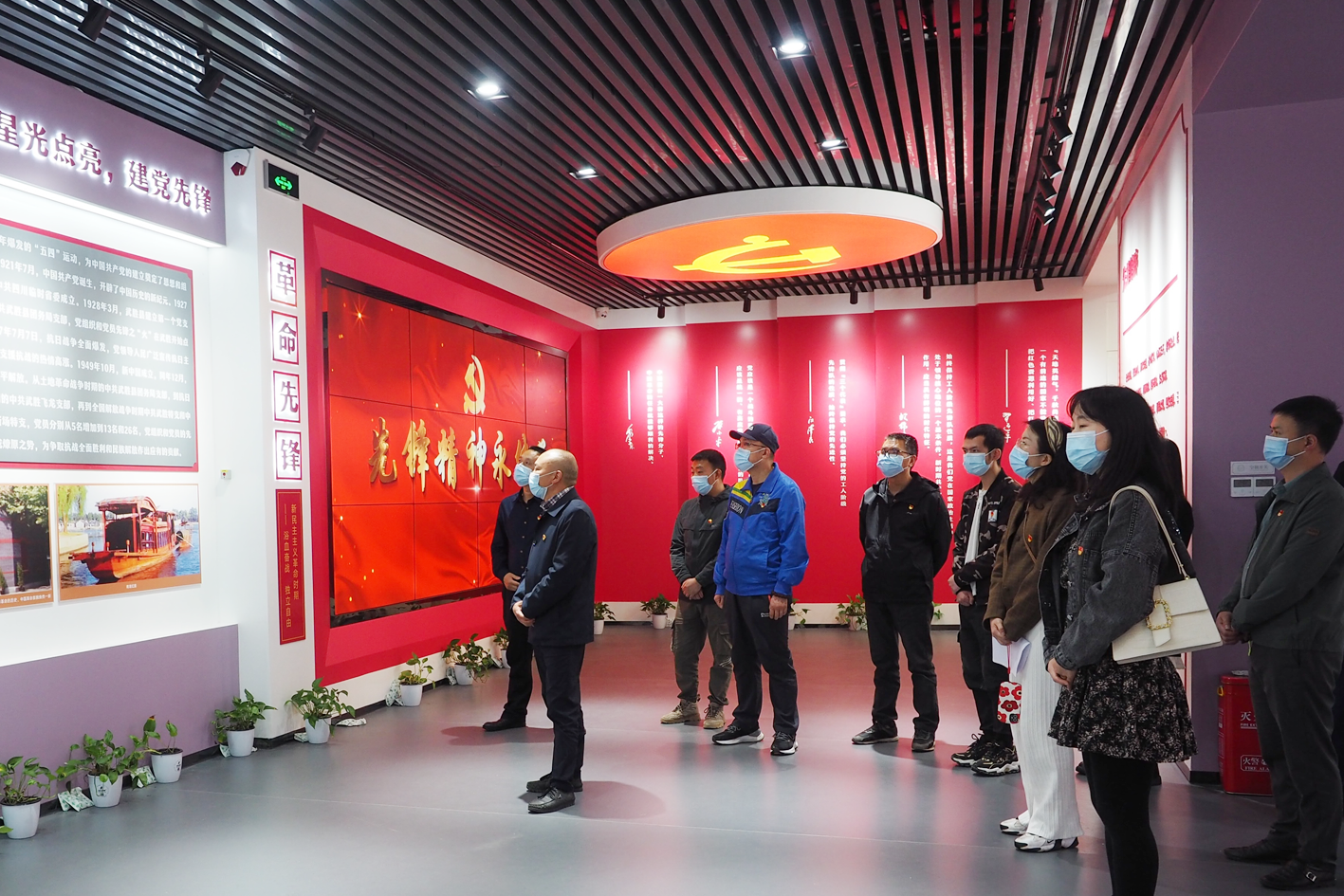 武胜县应急管理局党支部开展红色星期五主题党日活动