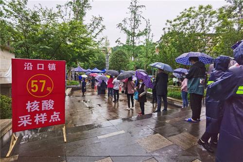 武胜人社局：“疫”静“疫”动中的人社担当