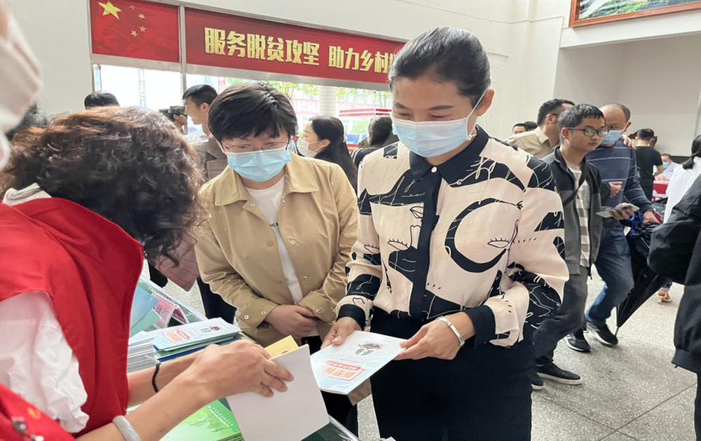 2022年巴中市“科技活动周”启动仪式在平昌县通用职业技术学校举行