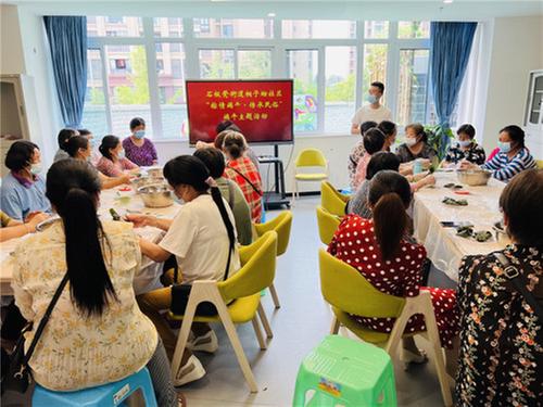 成都东部新区石板凳街道桐子坳社区：品味民俗传文明 邻里齐聚迎端午
