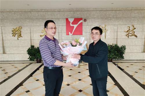 前锋区科协走访慰问科技工作者代表