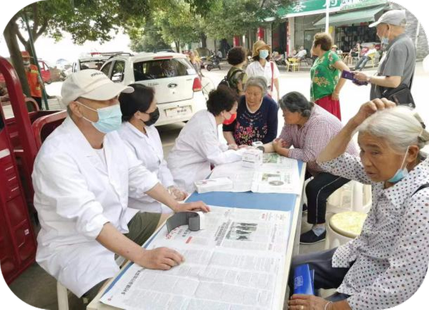 峨眉山市老科协医卫生态环保组开展便民服务调研活动