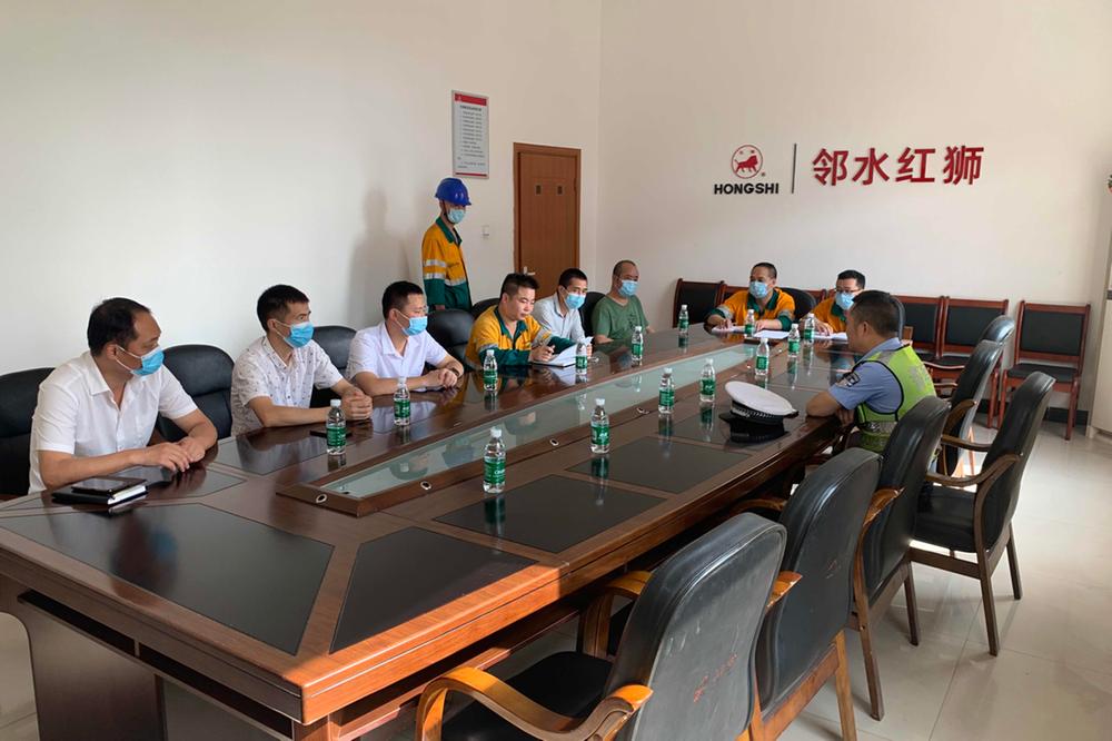 邻水县：交警进企业 交通安全从源头抓起