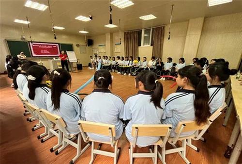 简阳市“我的情绪我做主”心理教育拓展活动在简阳职高举行