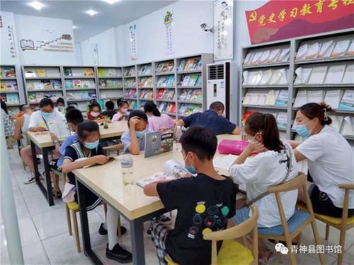 青神县：活动精彩不断 开启快乐暑假