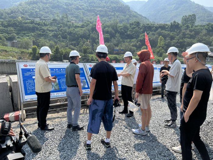 金口河区：乡村振兴“展新颜”