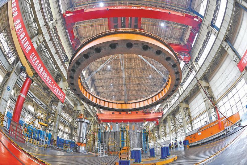 全球直径尺寸最大的轴流转桨式水轮发电机组投入商运