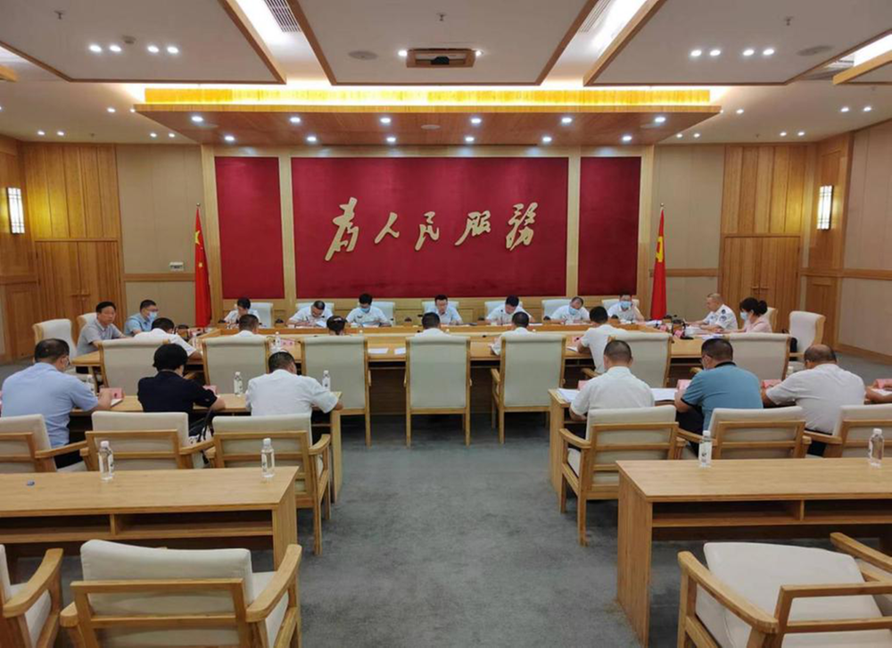 青神县委召开全面依法治县委员会第二次会议