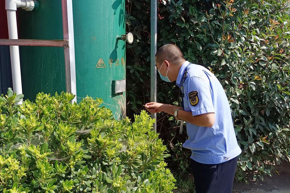 岳池县全力保障汛期高温天气特种设备安全运行