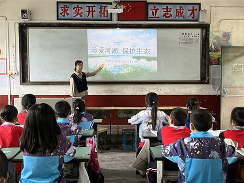 乐坝小学开展河湖长制系列宣传教育活动