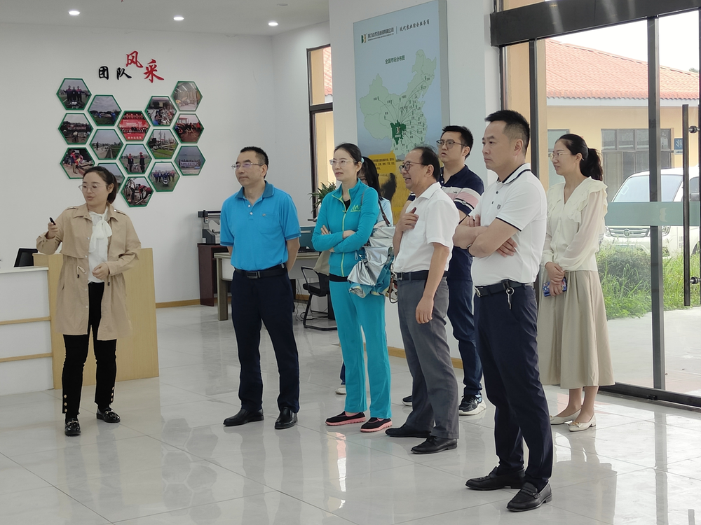 乐山市科协调研指导夹江县乡土人才创新创业工作