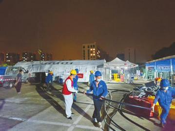 近5000人奋战2800余个重要防疫点位保供电 灯亮着 就心安