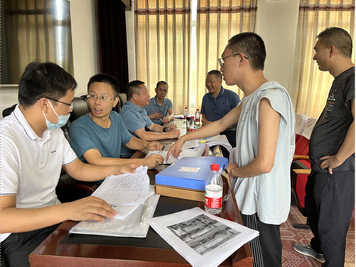 南江县教科体局专项督查乐坝小学开学工作