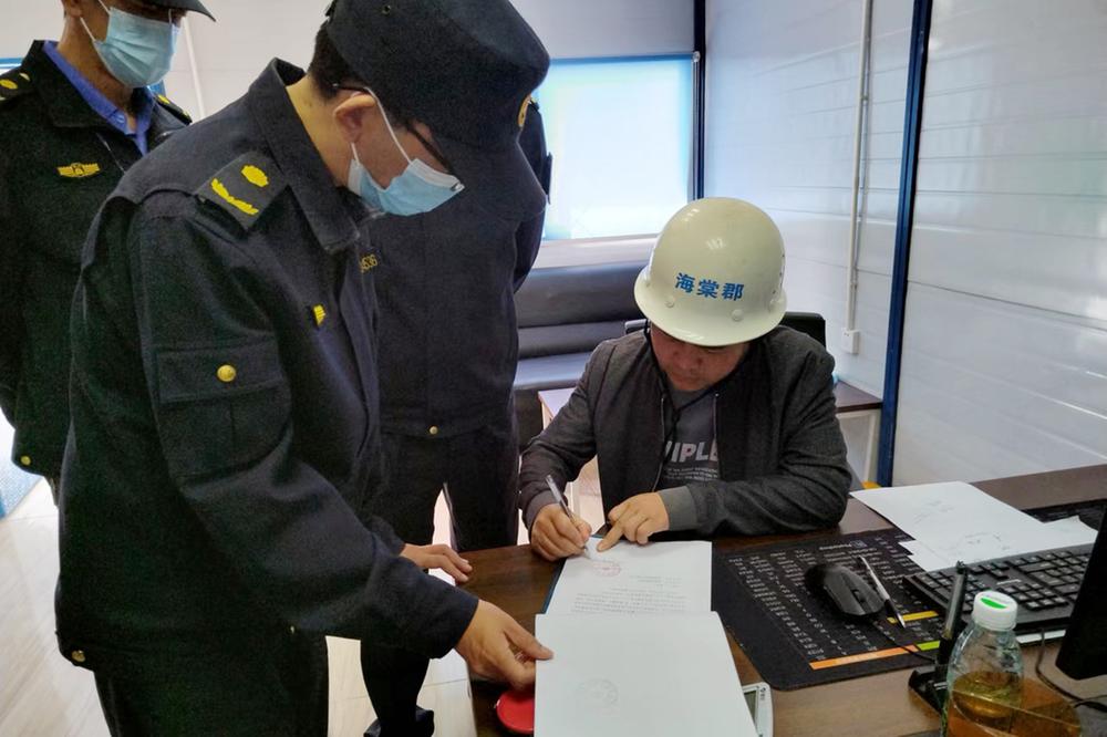 岳池县城市管理综合执法大队：严查噪音扰民 守护宜居环境