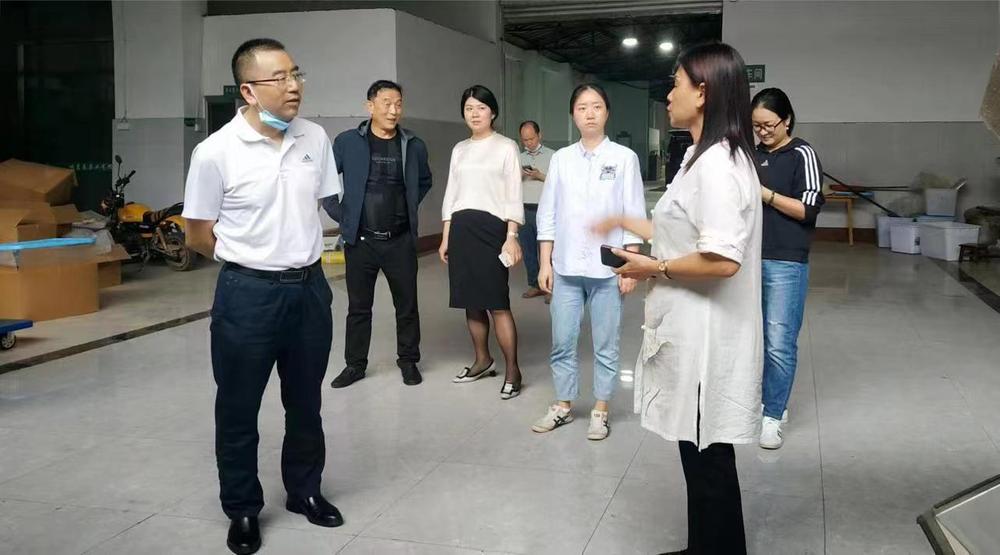 乐山市、峨眉山市科协联合调研峨眉山市琼花茶叶专业合作社