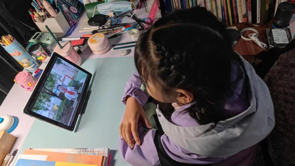 巴州区六小多措施确保“停课不停学”