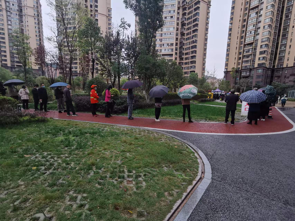 巴州区科协干部职工积极投身疫情防控一线