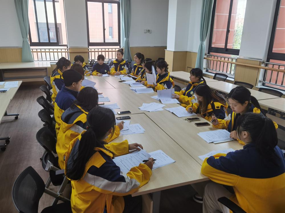 眉山天府新区青龙幼儿园举办“一师一优课”比赛