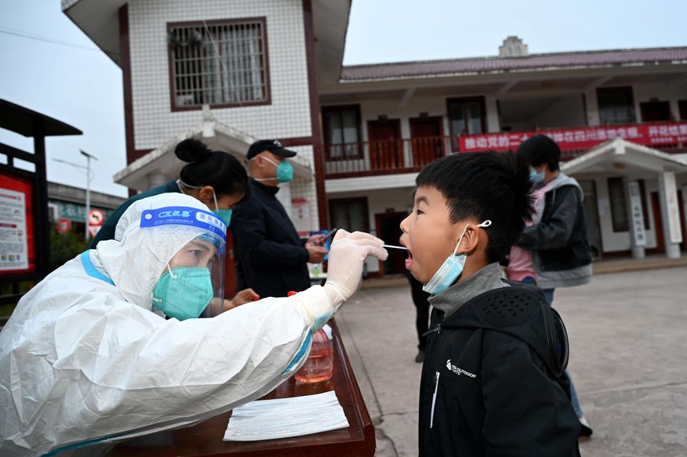 东兴区田家中心卫生院：大爱画出“同心圆”