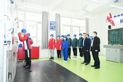 四川“开渠搭桥” 人力资源助推乡村振兴