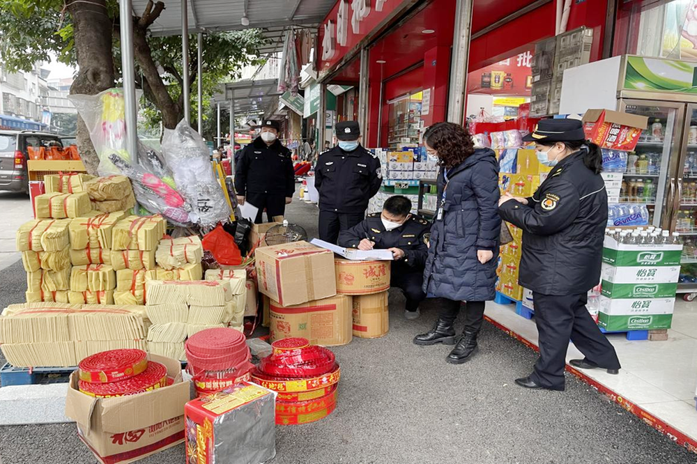 岳池县开展打非治违“百日大会战”专项执法行动