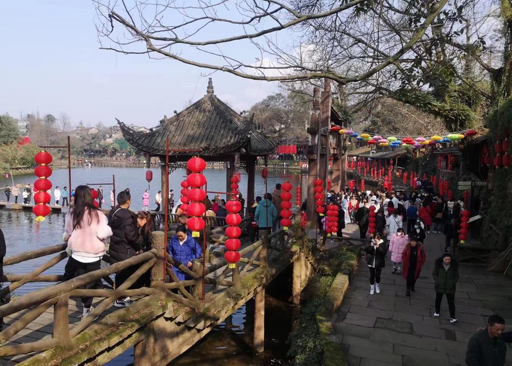 洪雅县：春节假期A级景区接待游客17.32万人次