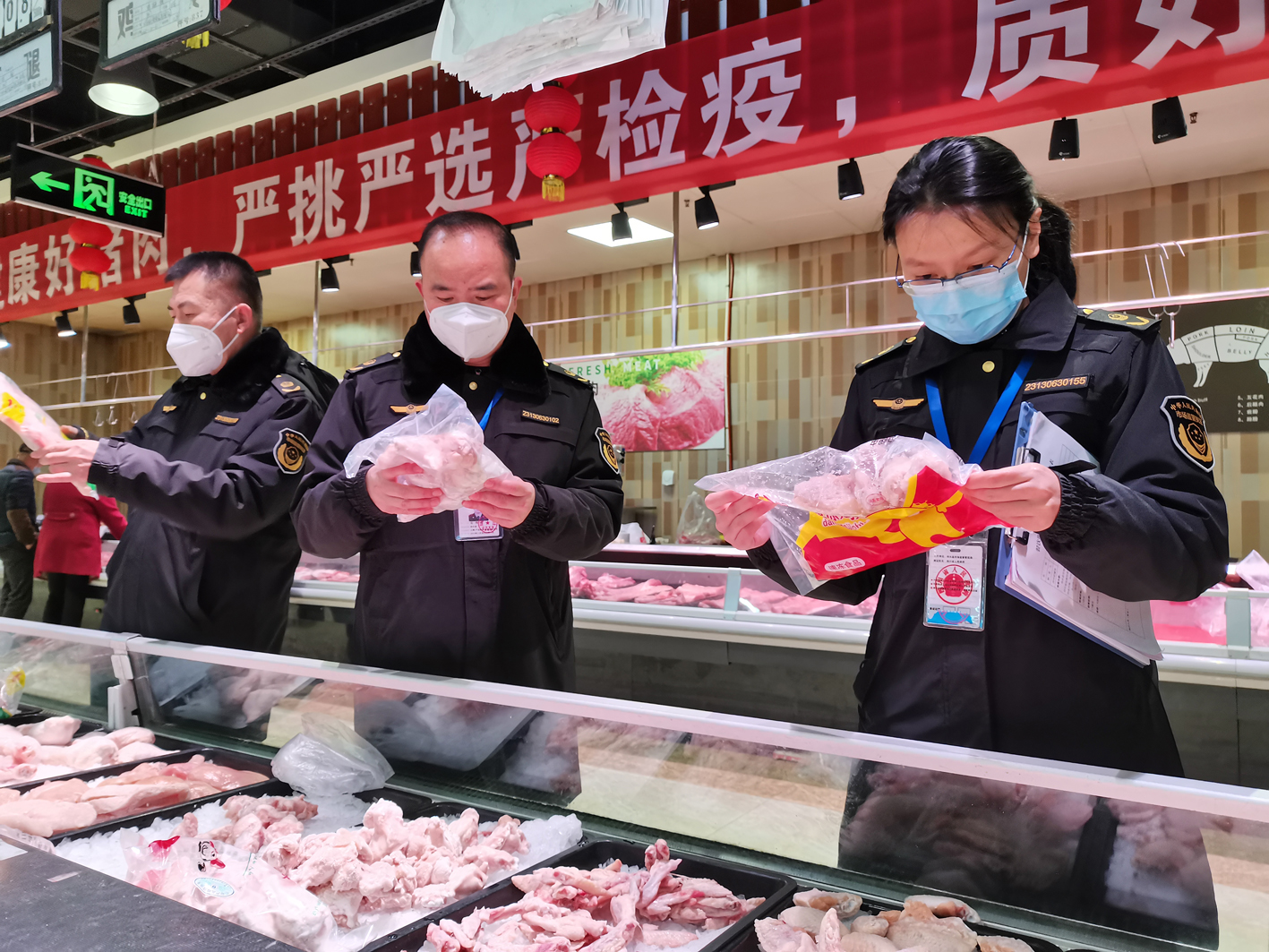 邻水县：“春雷铁拳” 守护市民舌尖上的安全