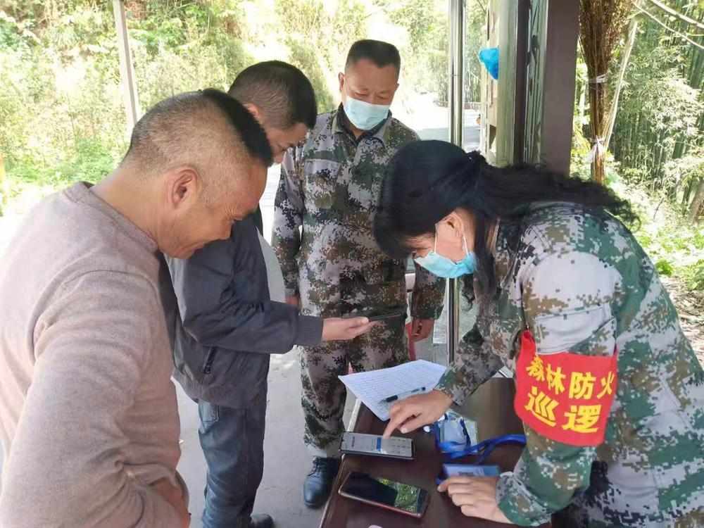 青神县瑞峰镇多措并举筑牢安全防线