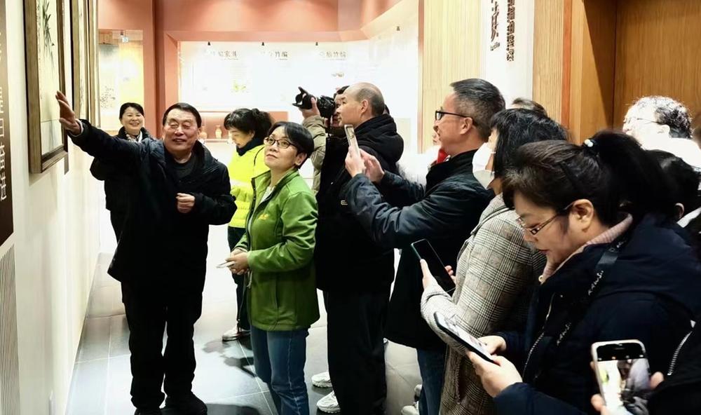 乘服务业复苏东风，青神县举办“百旅进青”活动 