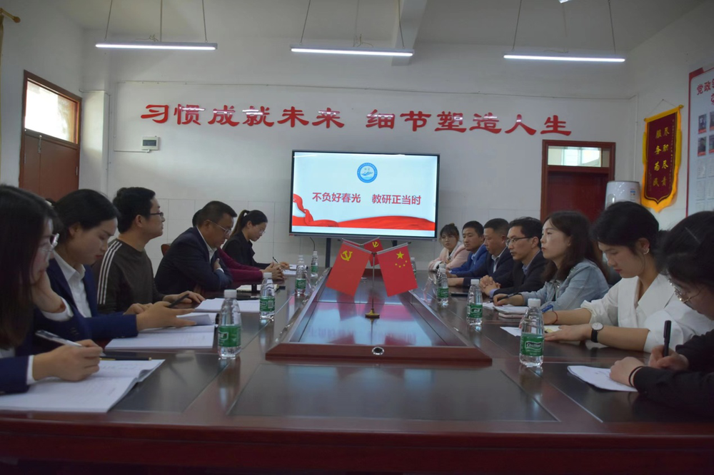 巴州区金碑小学和梓潼庙小学联合开展校际交流活动