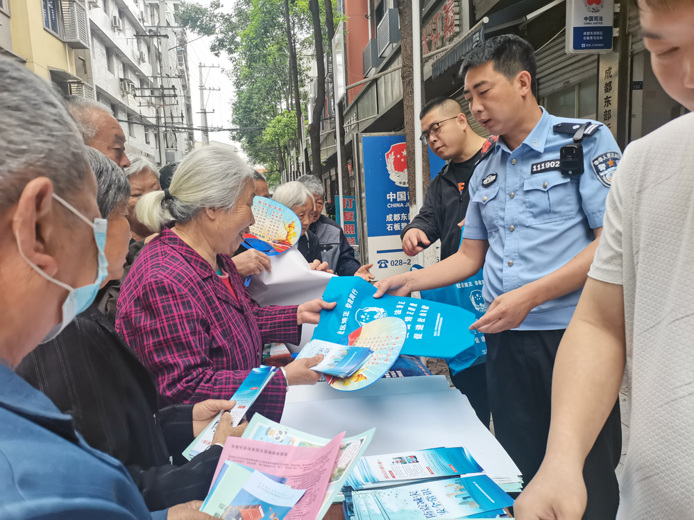 增强群众防灾减灾意识！成都东部新区石板凳街道开展主题宣传活动