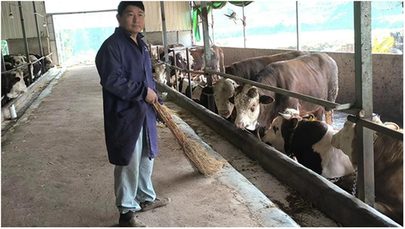 平昌县“牛倌”苟中军做好事不留名