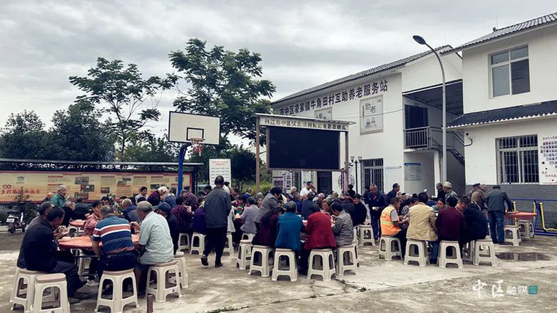 内江市市中区“爱心食堂”暖人心