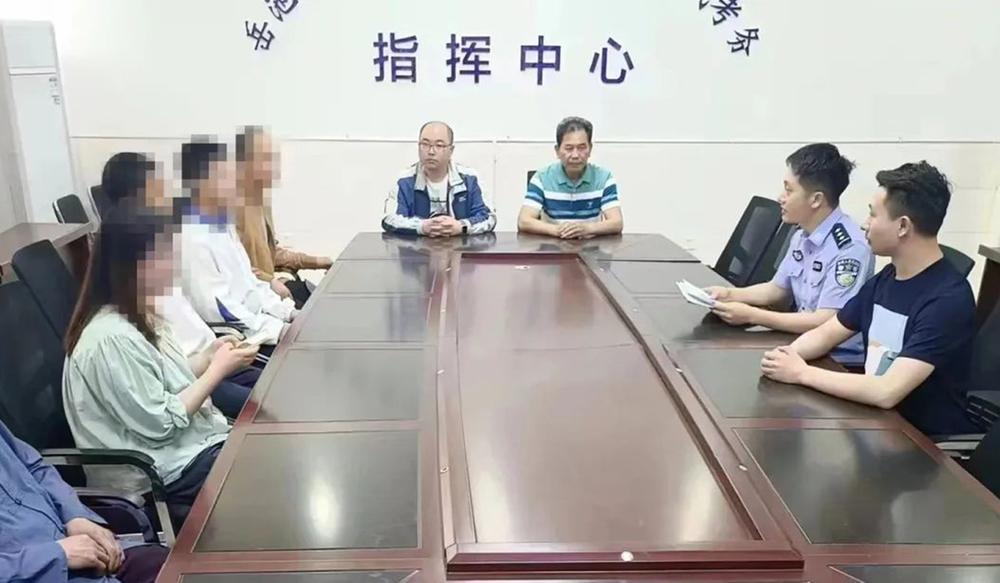 岳池公安发出首份《责令接受家庭教育指导令》