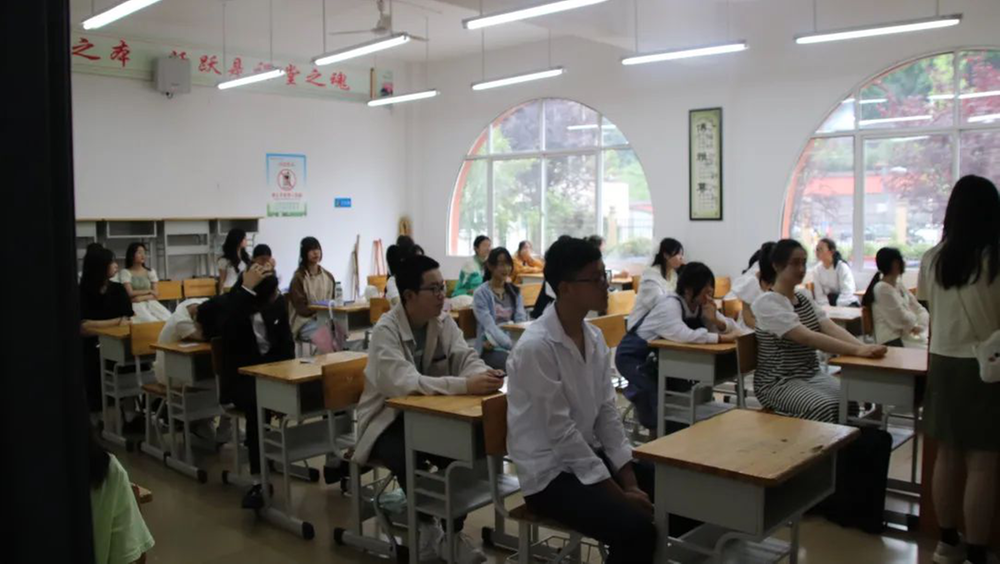 巴中市2023年艺术中考在市高级中学成功举行