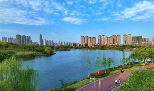 仁寿：“多变”的公园，“装”满群众幸福生活