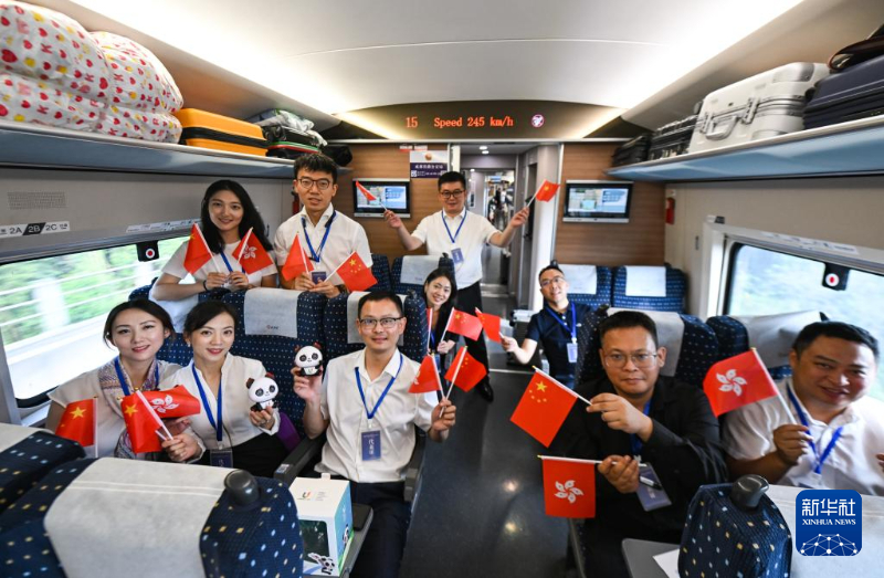 成都至香港高铁列车开通