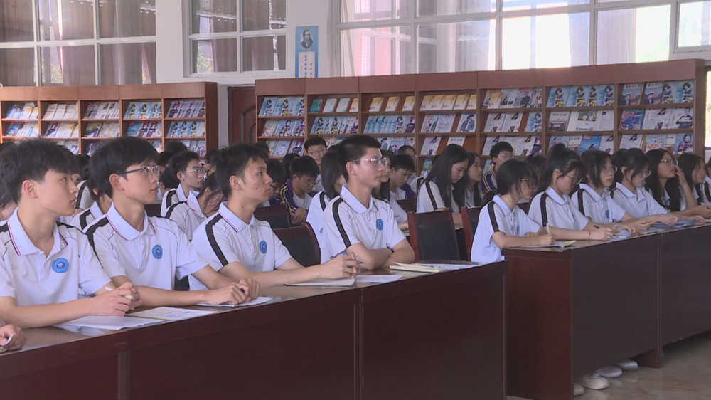 邻水县：提高防诈反诈意识 筑牢校园安全墙