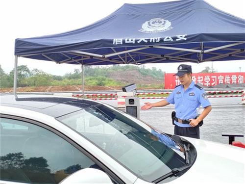 身边榜样何进伟：初心不改 向战而行