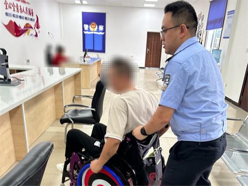 岳池县： “无碍”与“有爱”