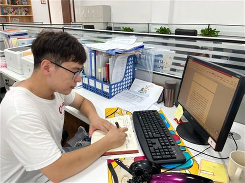 青神县：引“智”到青 岗位实践激发青春活力