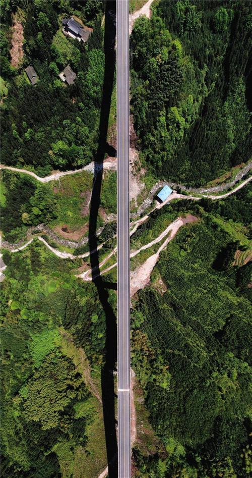 洪雅：走进复兴村 看古村落的新生