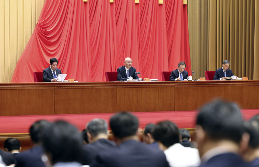 总结好第一批主题教育有效做法和成功经验 把第二批主题教育科学谋划好精心组织好