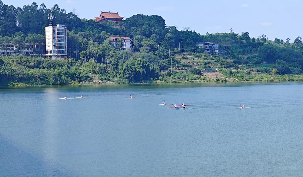 武胜县赛艇皮划艇基地：打造水上运动璀璨明珠